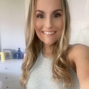 Meet your Posher, Jenelle